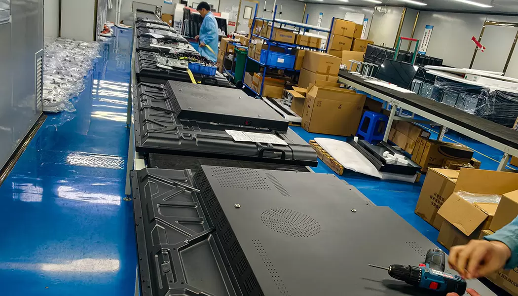 Was macht einen Digital Signage-Hersteller f&uuml;r langfristige Projekte zuverl&auml;ssig?